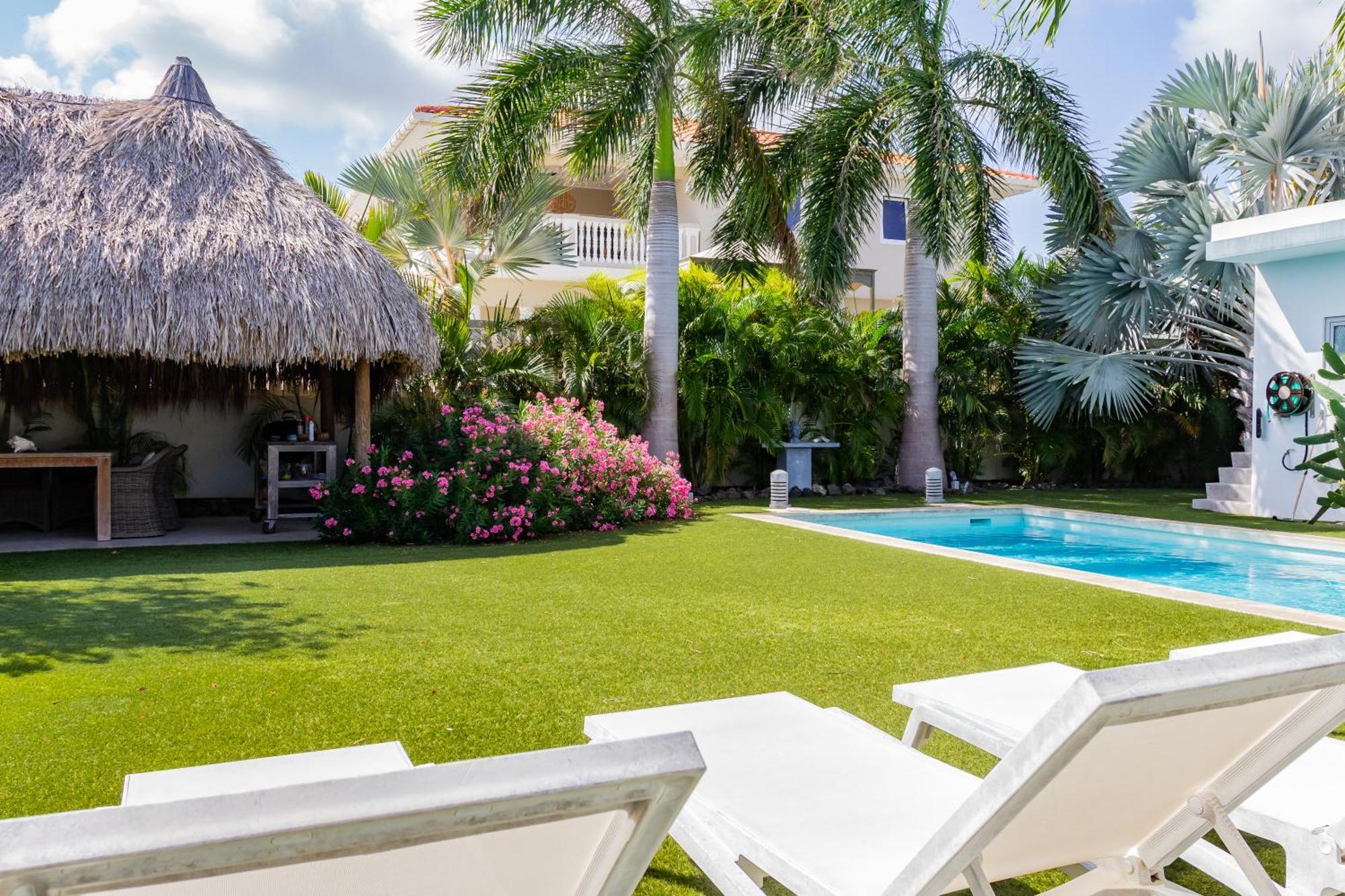 Stylish 4 Bedroom Modern Villa Design, Walking Distance From The Beach Jan Thiel Ngoại thất bức ảnh