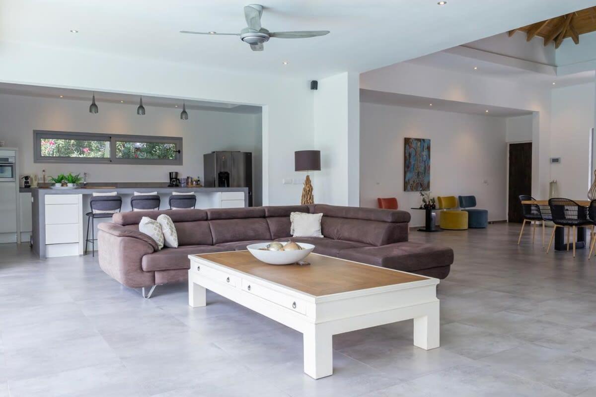 Stylish 4 Bedroom Modern Villa Design, Walking Distance From The Beach Jan Thiel Ngoại thất bức ảnh